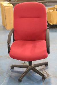 lot 693 image: Rolling Office Arm Chair