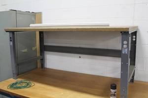 lot 706 image: Workstation