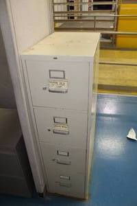lot 745 image: Metal File Cabinet 4-drawer