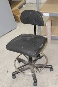 lot 790 image: Rolling Office Chair