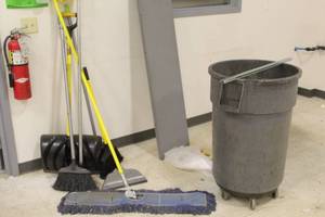 lot 797 image: Cleaning Supplies - Shovels, Scrapers, Brooms, Dust Pans, Trash Can