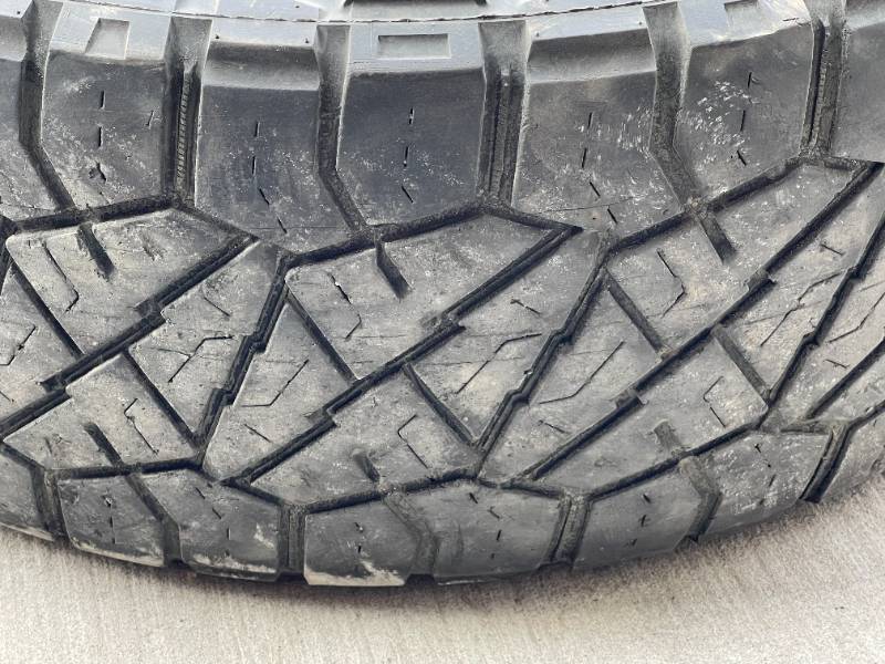 lot 73 image: Nitto Ridge Grappler Tire