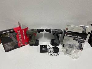 lot 41 image: Cordless Drills