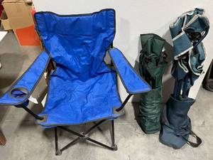 lot 44 image: 3 Fold Up Chairs