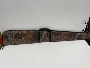 lot 60 image: Gun Case
