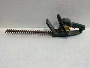 lot 66 image: Electric Hedge Trimmer
