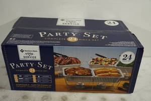 NEW Members Mark Party Food Service Set - 24 Piece