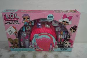 NEW LOL Surprise 3 in 1 Beauty Studio