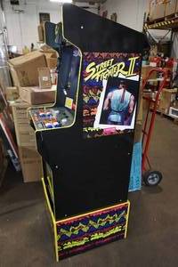 BROKEN Street Fighter II Standing Arcade Machine