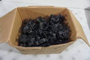 100 Eaton 12 or 34 Conduit Beam Fasteners