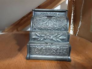 Cast Iron Cash Register Coin Bank 4x5 Tall