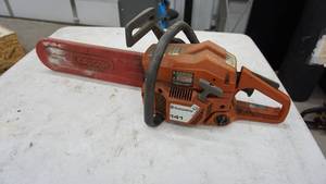 lot 10 image: Husqvana 141 Chain Saw
