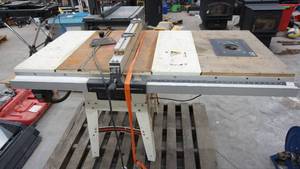 lot 14 image: Jet Table Saw