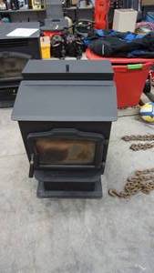 lot 22 image: Harman Stove Pellet Fuel Burning Room Heater