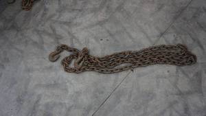 lot 32 image: 12 Ft. Chain