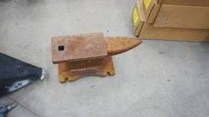 lot 47 image: Anvil