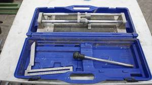 lot 66 image: Professional Tile Cutter