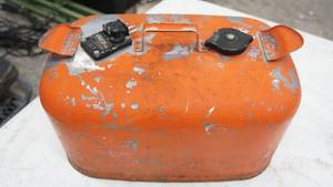 lot 75 image: Orange Gas Can