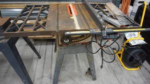 lot 94 image: 10 Inch Craftsman Table Saw