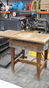 lot 142 image: Craftsman 10 Radial Table Saw