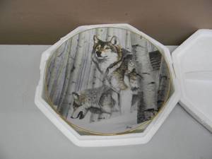 lot 39 image: THE HAMILTON COLLECTION Broken Silence Limited Edition - Year of The Wolf - NICE PIECE - SEE PICTURES