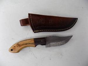 Handmade Damascus Steel Knife & Sheath With Custom Wood Handle