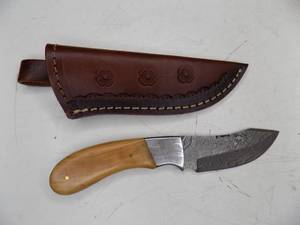 Handmade Damascus Steel Knife & Sheath With Custom Wood Handle