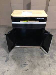Husky 28 in 1 drawer 2 door base cabinet  Customer Returns See Pictures