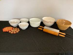 Lot of Bowls