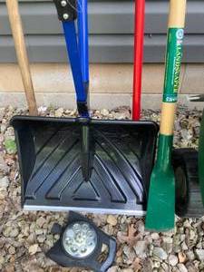 Lawn & Yard Helpers