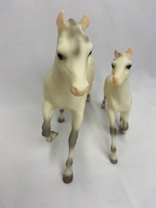 lot 30 image: Breyer Horse, Mare & Spirit of the East Alabaster Running Foal with Striped Mane #701294