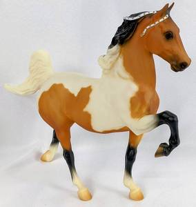 lot 38 image: Breyer 710396 Complete Set of 3 - JC Penney 1996 Gaited Breeds of America