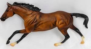 lot 42 image: Vintage Breyer 476 Racehorse Stallion Cigar, 124 Mare Sugar and 134 Foal Spice