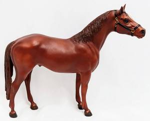 lot 56 image: Vintage Breyer 710295 Pacer  JCP 1995 Race Horses of America and 47 Man OWar