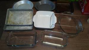 lot 313 image: Pyrex, Anchor hocking Bakeware and more.