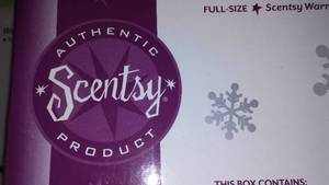 lot 327 image: Scentsy Collection n-n Big Dollar Lot.