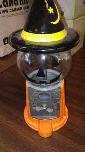 lot 329 image: Halloween Bubble Gum Candle Dispenser