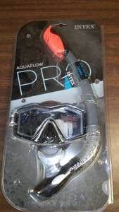 lot 330 image: Intex Snorkel Swim Set