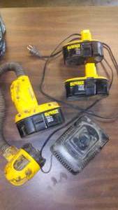 lot 361 image: DeWalt Rechargeable Flashlight with Charger and 2 Batteries