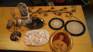 lot 388 image: Stained Glass Home Dcor (2) in covered tote and more.