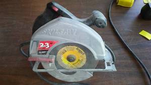 lot 395 image: 2.3 HP Skil Saw