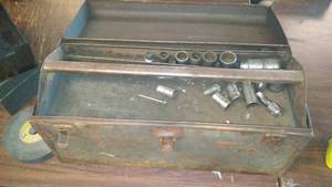 lot 422 image: Heavy Duty Metal Toolbox with contents.