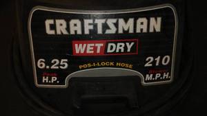 lot 429 image: Craftsman 6.5 hp Wetdry Vac with accessories