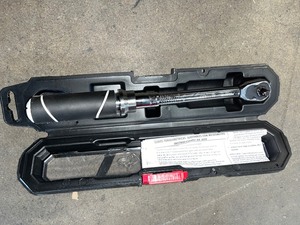 Husky 14 in. Drive Torque Wrench