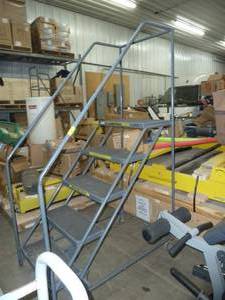 5 step rolling ladder