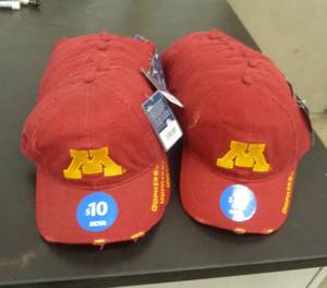 20 University of Minnesota Gophers hats