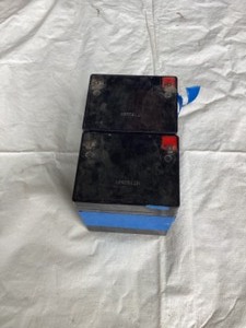 lot 14 image: Lot of 2 batteries