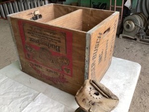 lot 20 image: Budweiser crate w misc garage items