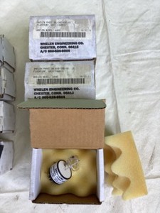 lot 75 image: Strobe light lot (great eBay lot)