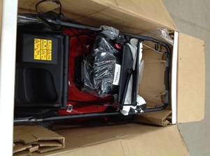 lot 35 image: Mix Lot of Homelite Trimmers - various conditions - review all pictures